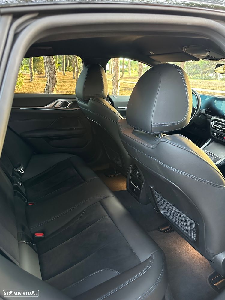 BMW i4 eDrive40 Pack Desportivo M - 9