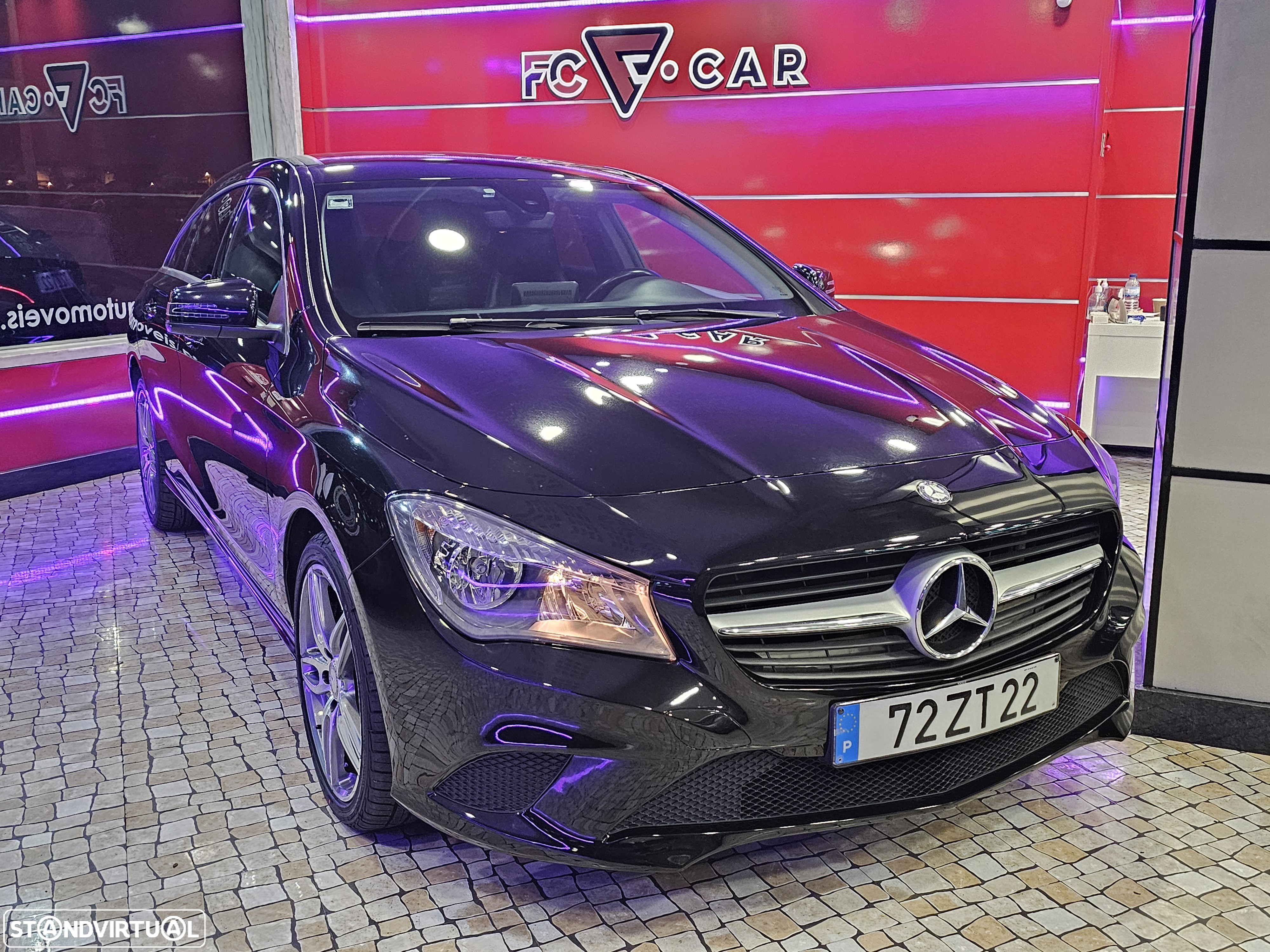 Mercedes-Benz CLA 180 d Shooting Brake Urban - 4
