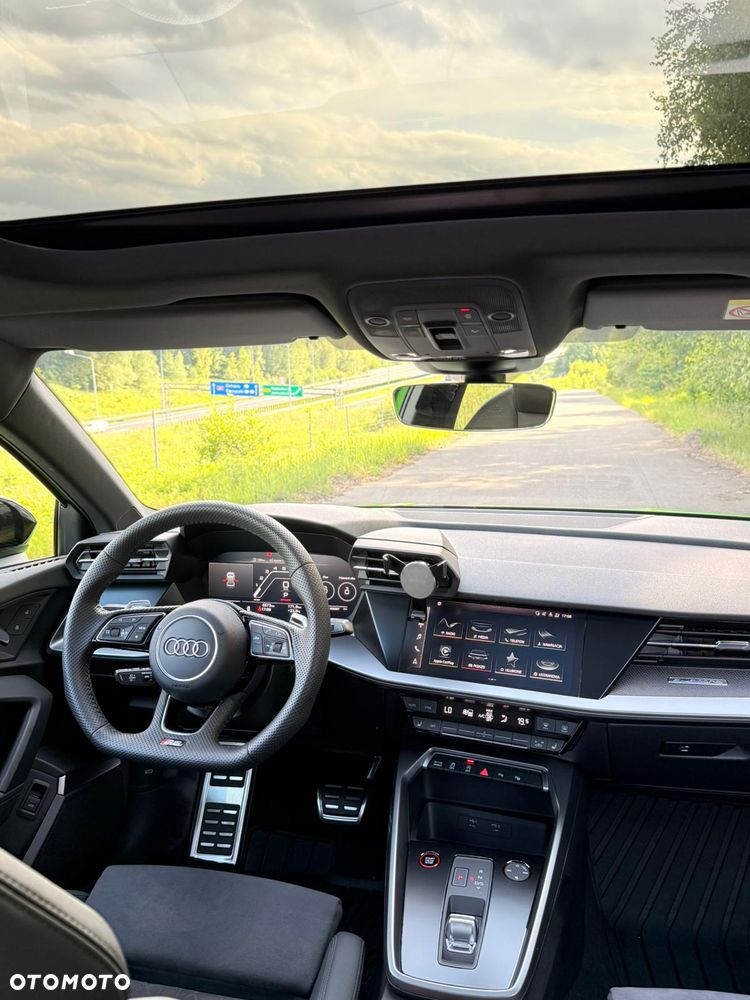 Audi RS3 Limousine - 21