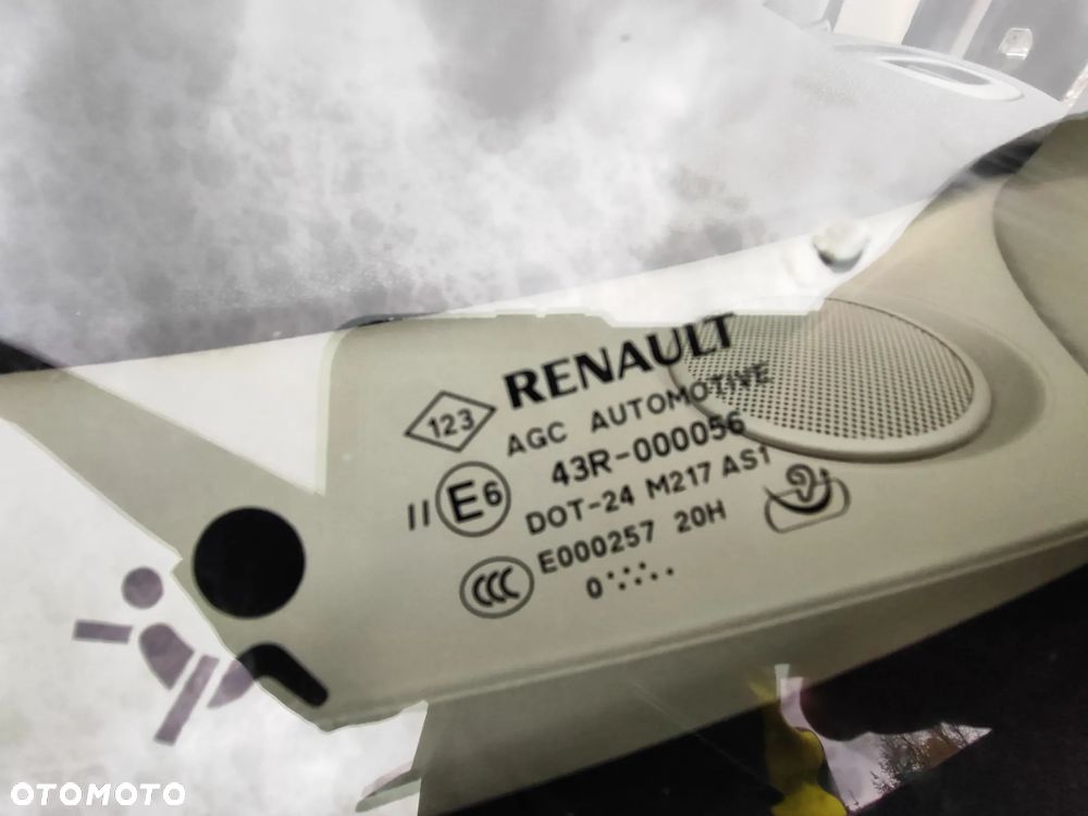 Renault Scenic 1.6 16V Expression - 9