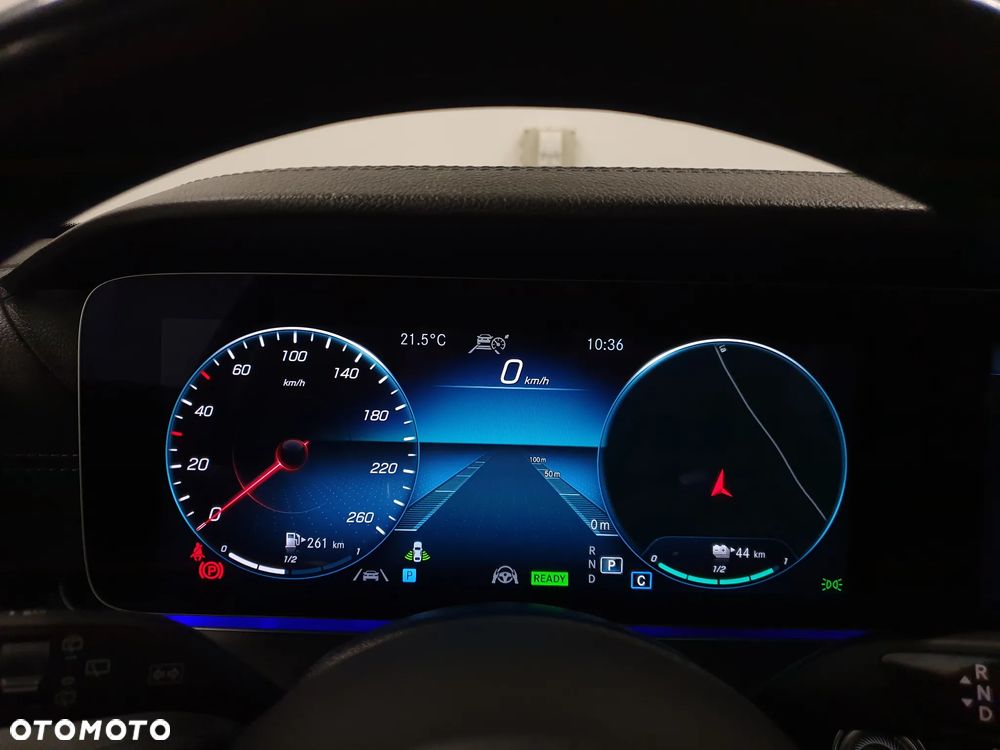 Mercedes-Benz Klasa E 300 de 4Matic 9G-TRONIC AMG Line - 8