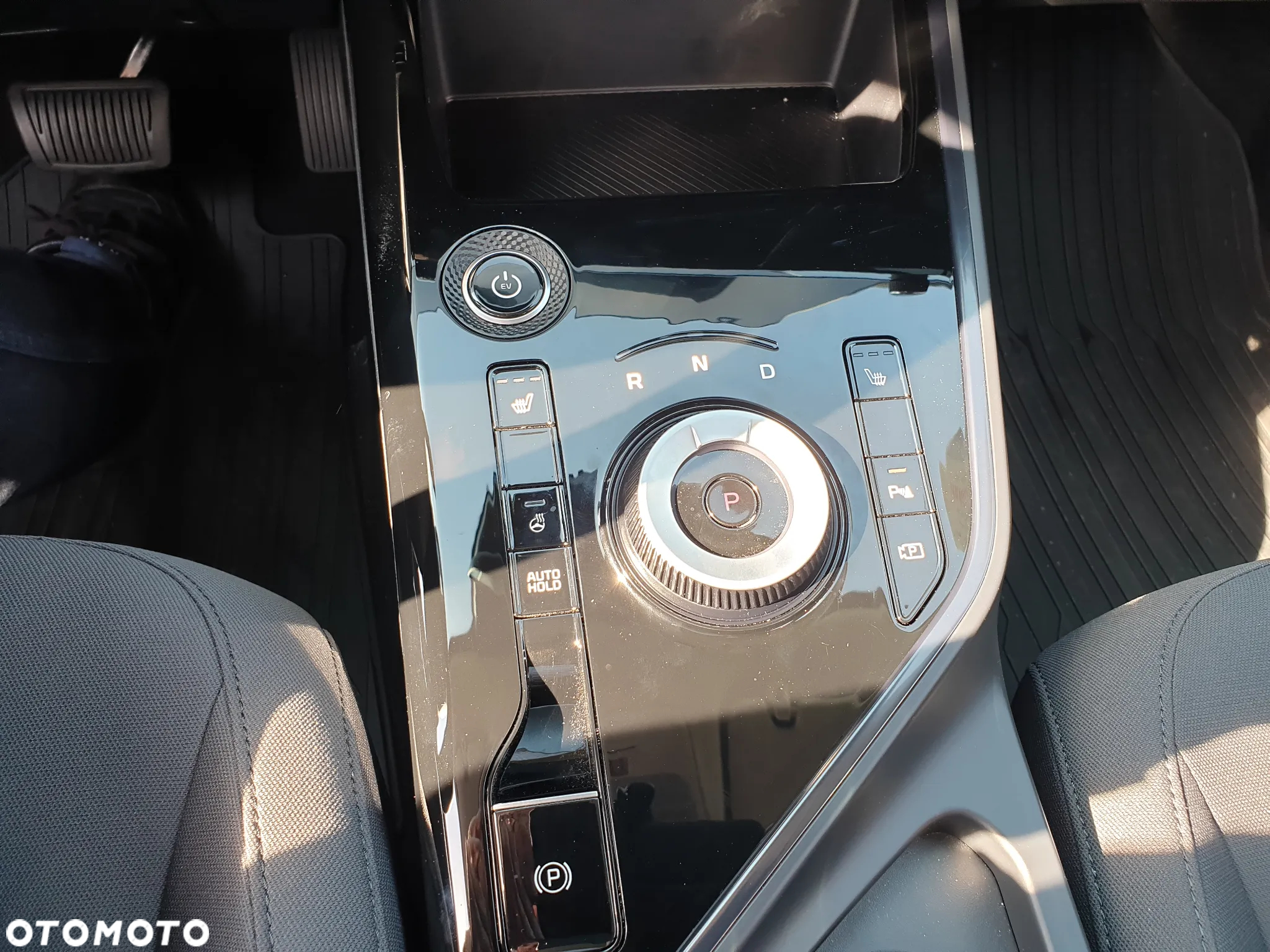 Kia Niro e-Niro 64kWh M - 17