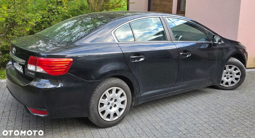 Toyota Avensis 1.6 Active - 2