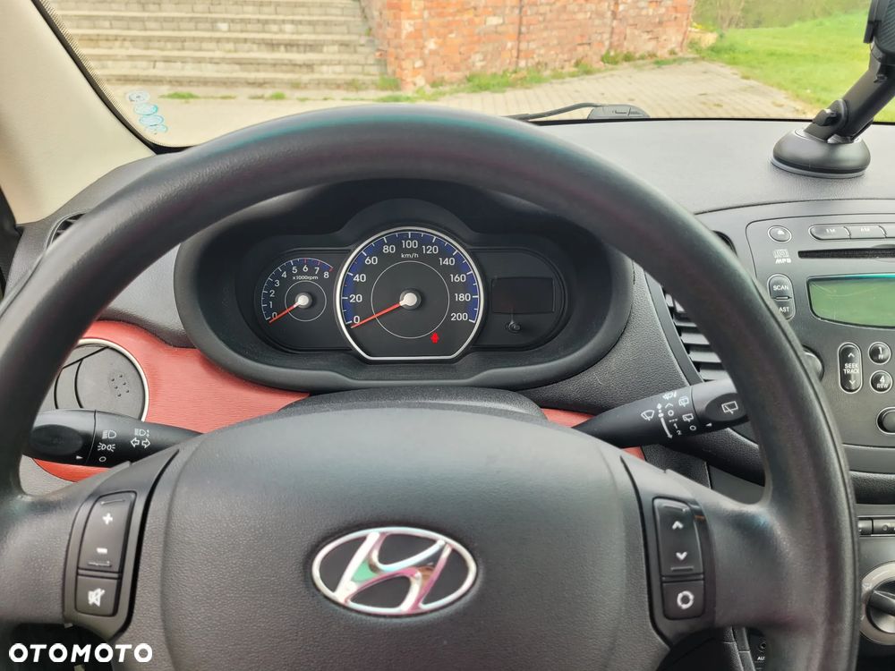 Hyundai i10 1.1 Classic + - 6