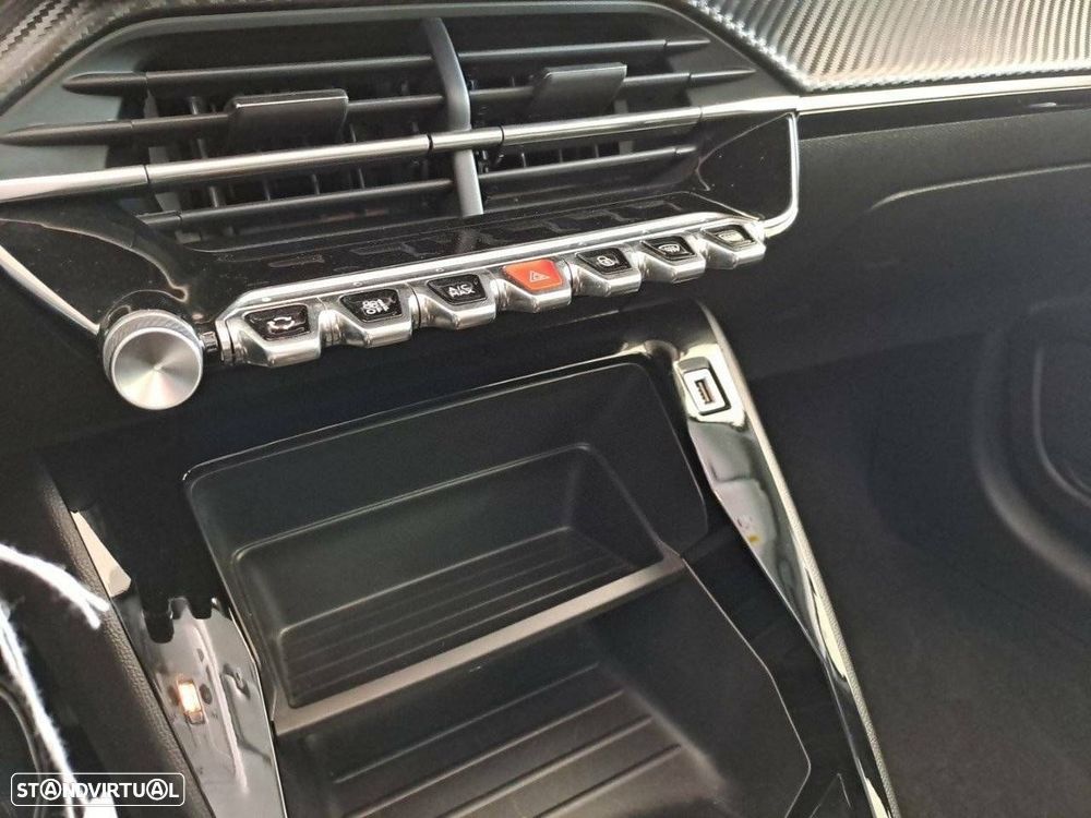 Peugeot 208 1.2 PureTech Active Pack - 18