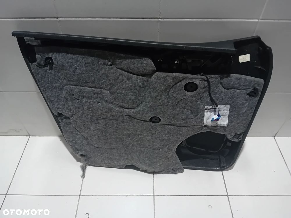 boczek drzwi prawy przód Audi Q3 2015 - 6