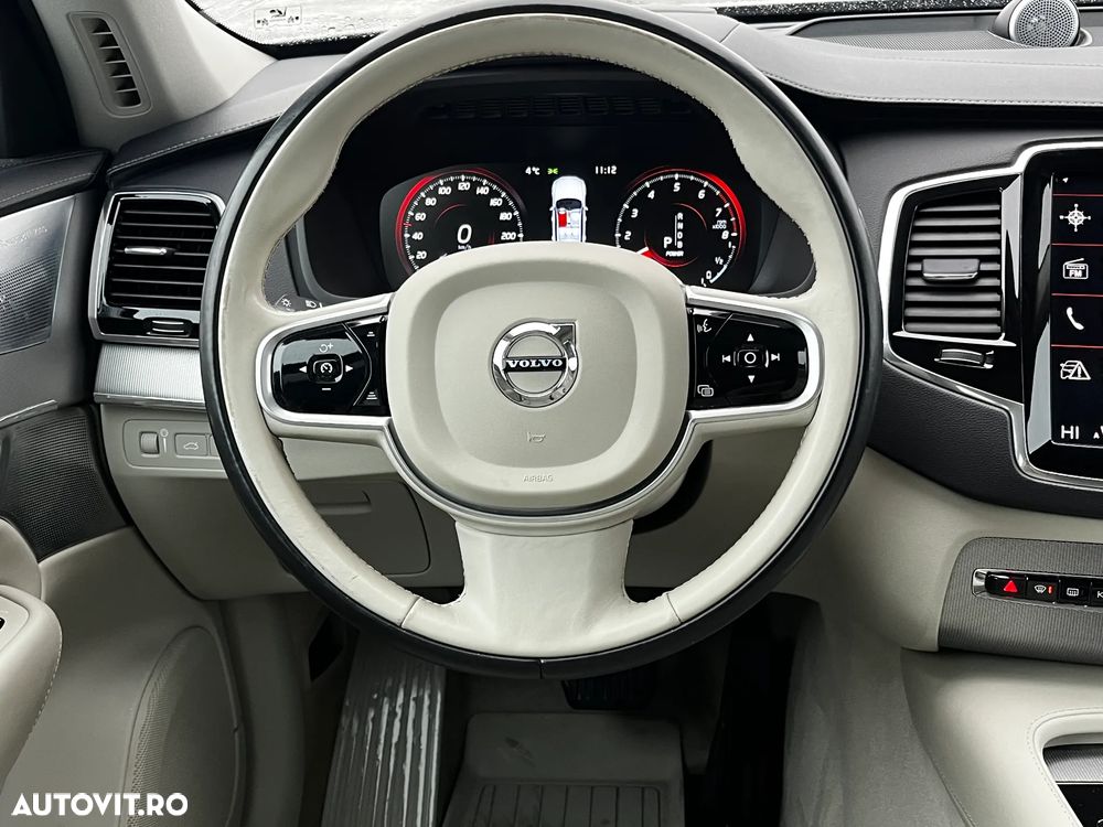 Volvo XC 90 T8 Twin Engine AWD Inscription - 11