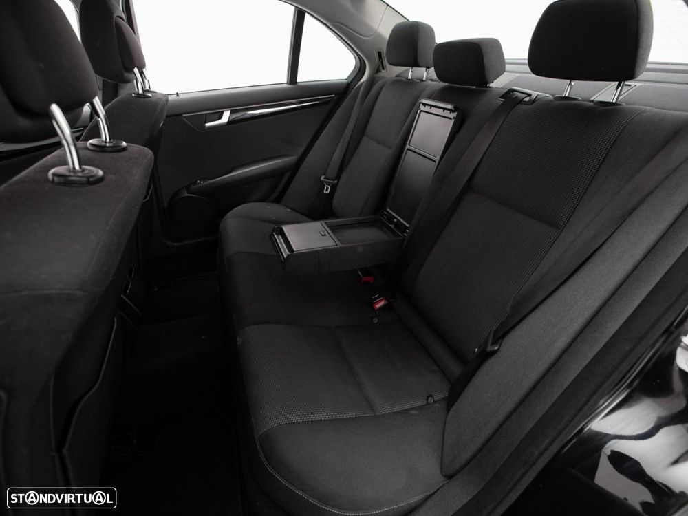 Mercedes-Benz C 200 - 9