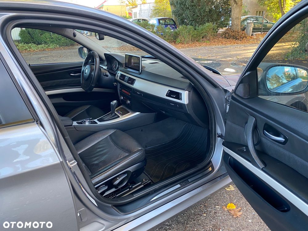 BMW Seria 3 - 22