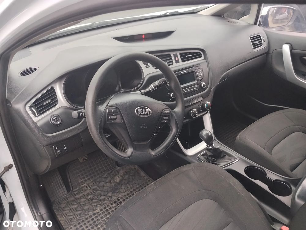 Kia Ceed 1.4 CVVT - 5