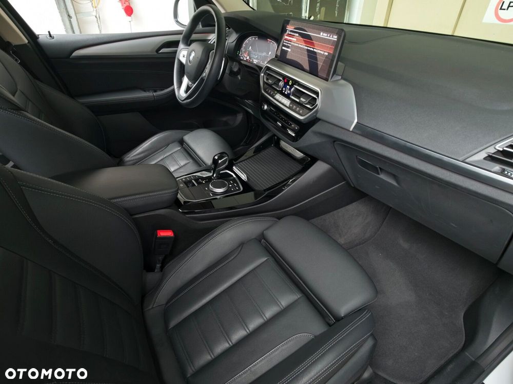 BMW X3 xDrive30i mHEV sport - 12