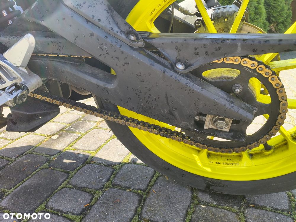 Yamaha MT - 8