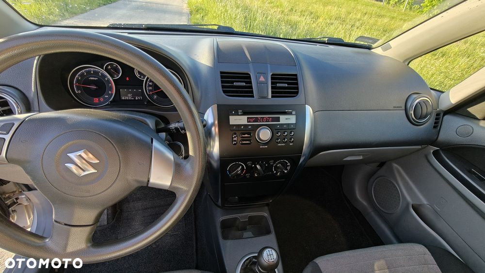 Suzuki SX4 - 6