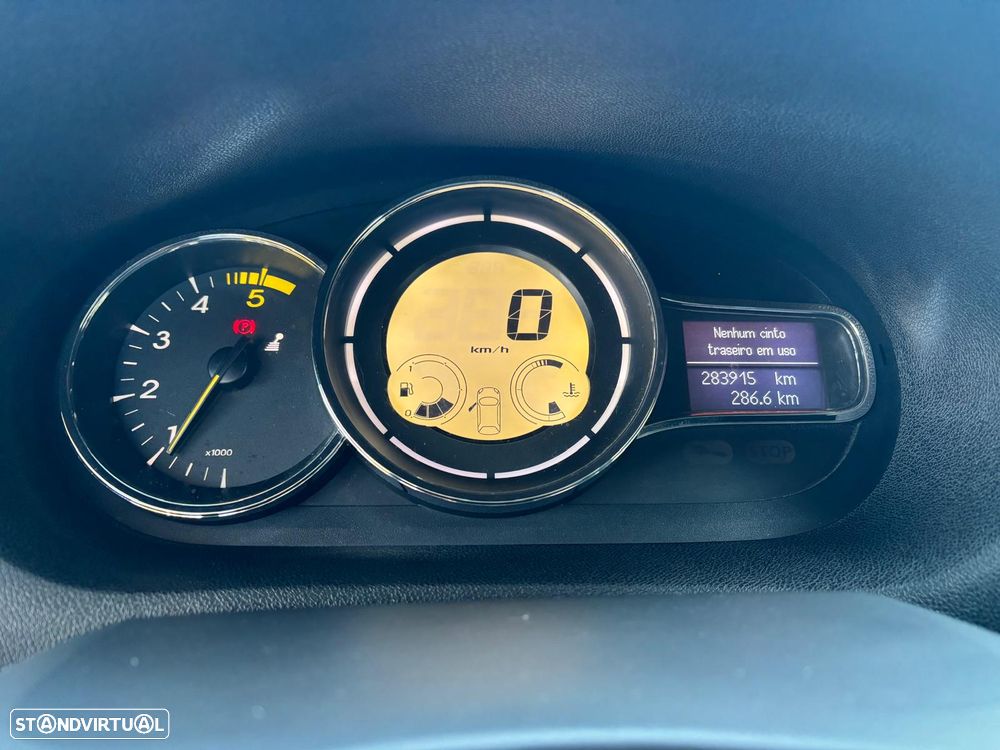 Renault Mégane Coupe 1.5 dCi Dynamique - 11