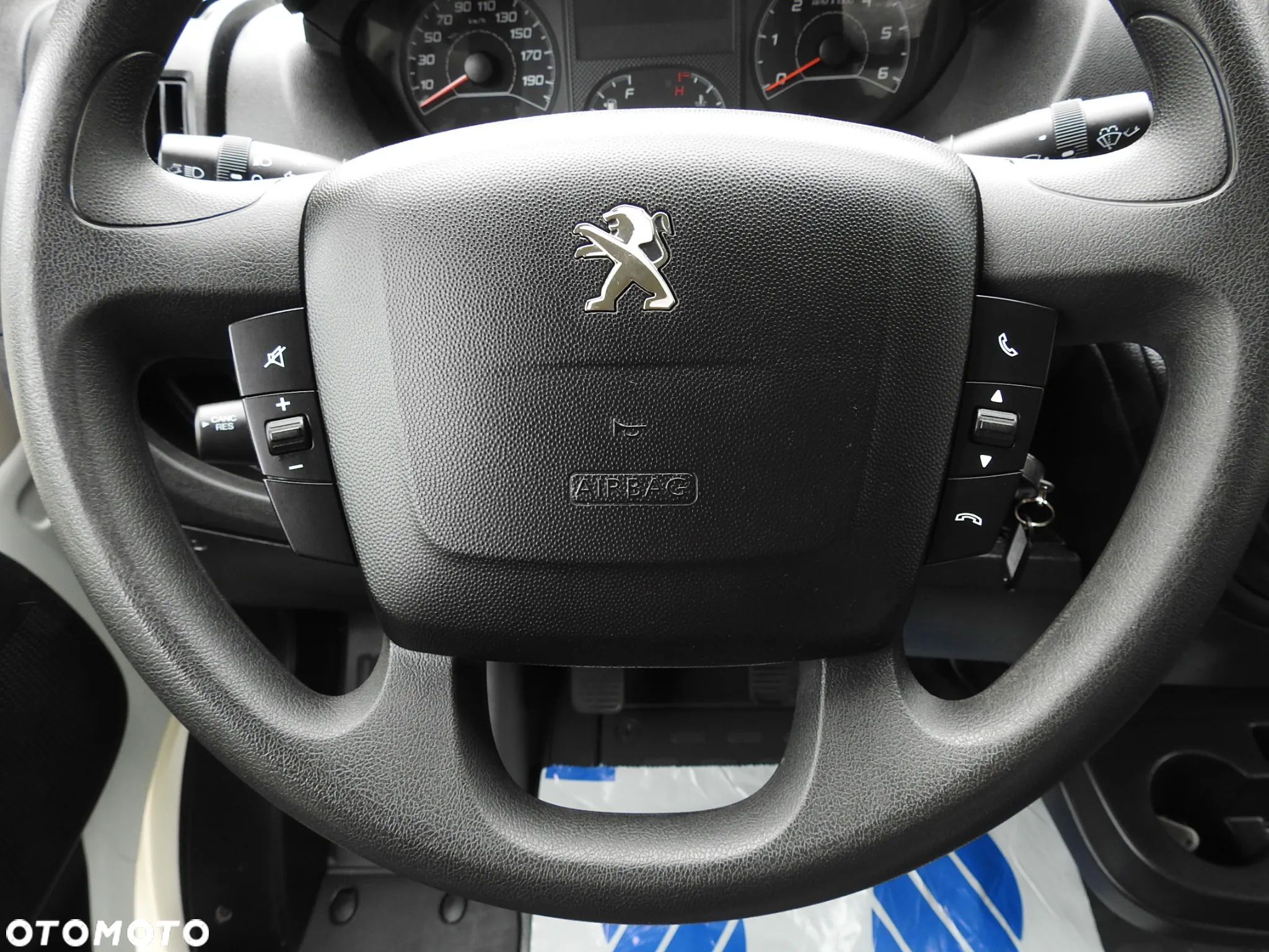 Peugeot BOXER FURGON CHŁODNIA -5*C DWIE KOMORY TEMPOMAT KLIMATYZACJA 120KM [ P31415 ] - 34