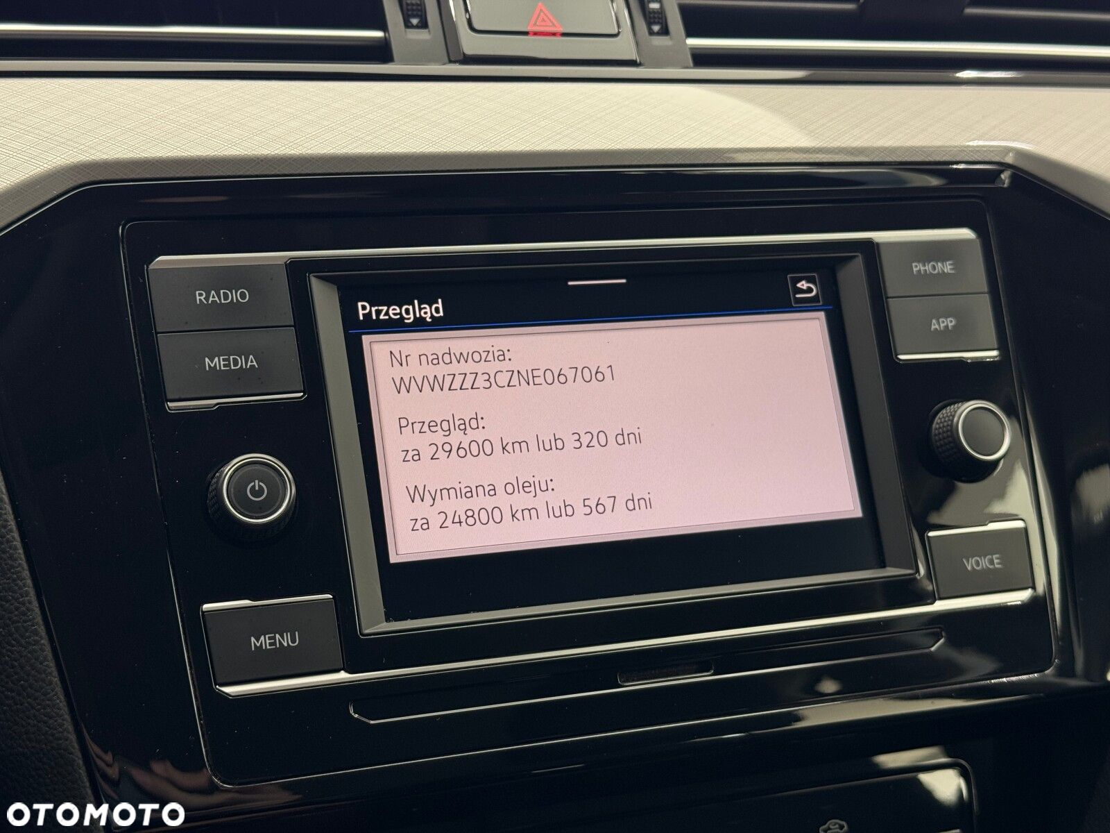 Volkswagen Passat 2.0 TDI EVO Business DSG - 33