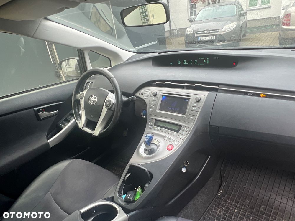 Toyota Prius 1.8 HSD Luna - 10