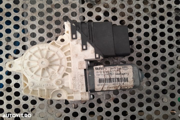 Motoras macara geam spate stanga 996645101 Skoda Octavia 2  [din 2004 pana  2008] Combi wagon 5-usi - 1