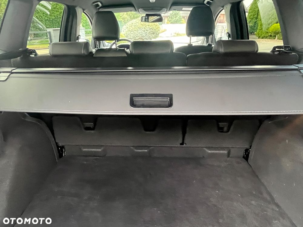 Ford Kuga - 24