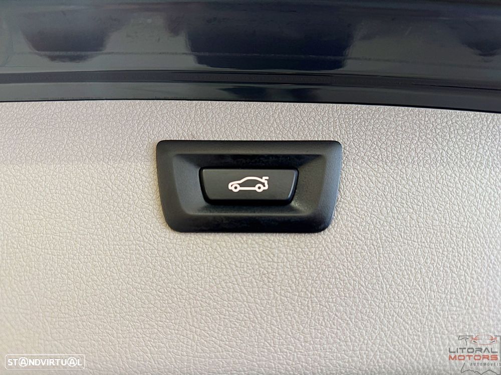 BMW 320 d EfficientDynamics Line Sport Auto - 11