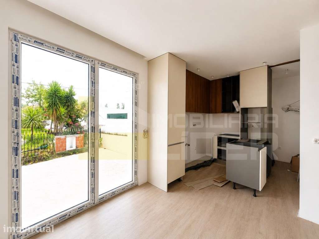 APARTAMENTO T2 EM LOURINHÃ - Grande imagem: 4/17