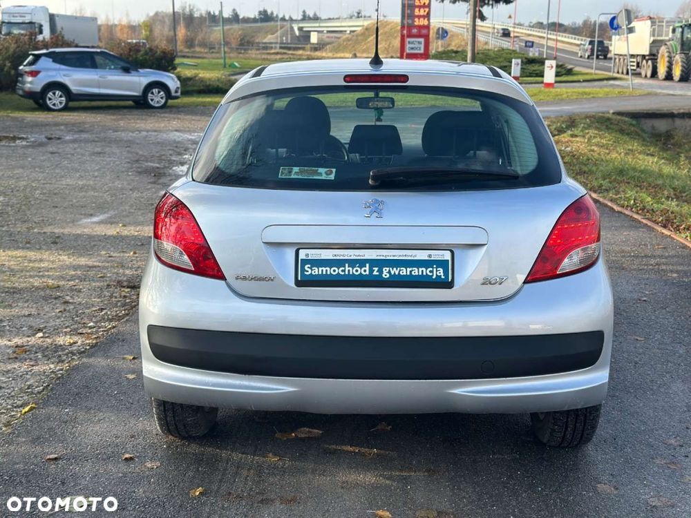 Peugeot 207 - 21