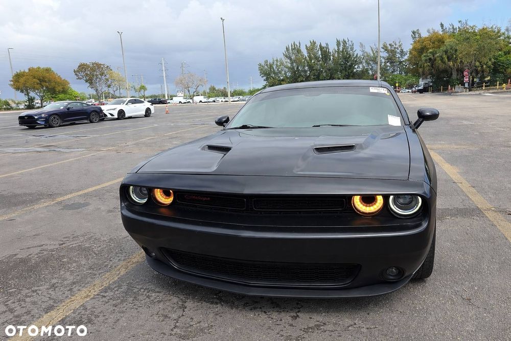 Dodge Challenger 3.6 SXT - 2