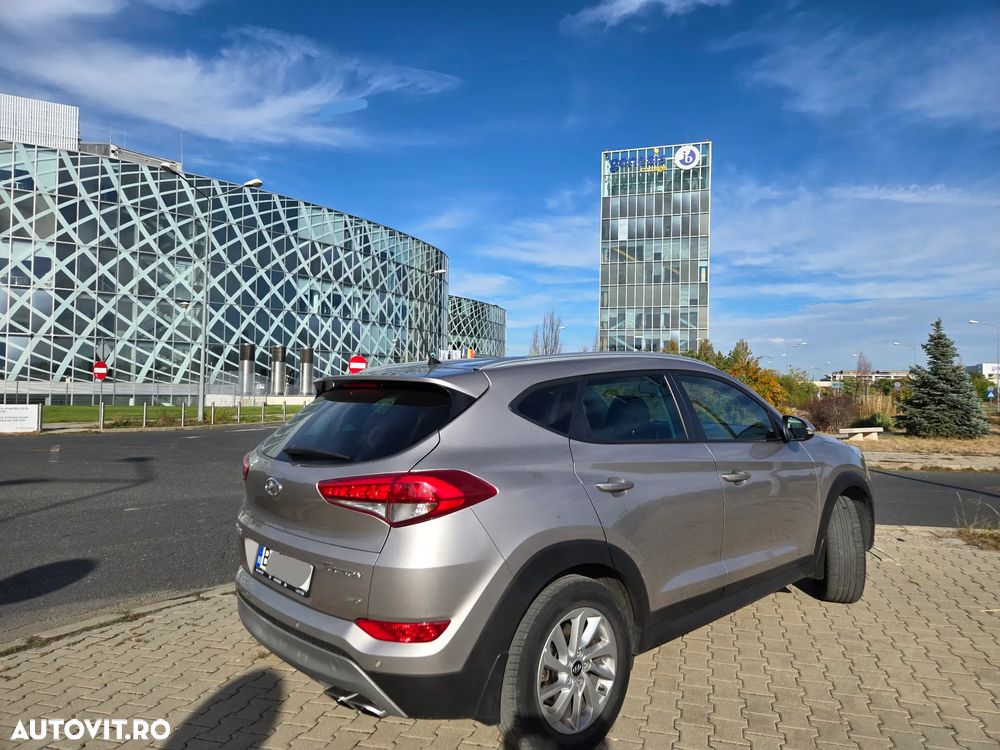 Hyundai Tucson - 4