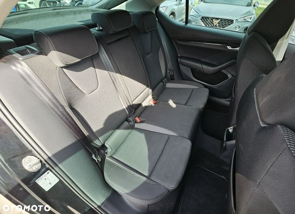 Skoda Octavia 2.0 TDI DSG Selection - 12