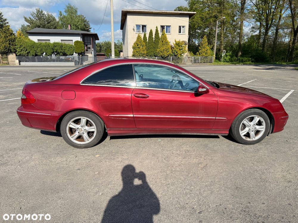 Mercedes-Benz CLK 270 CDI Avantgarde - 4