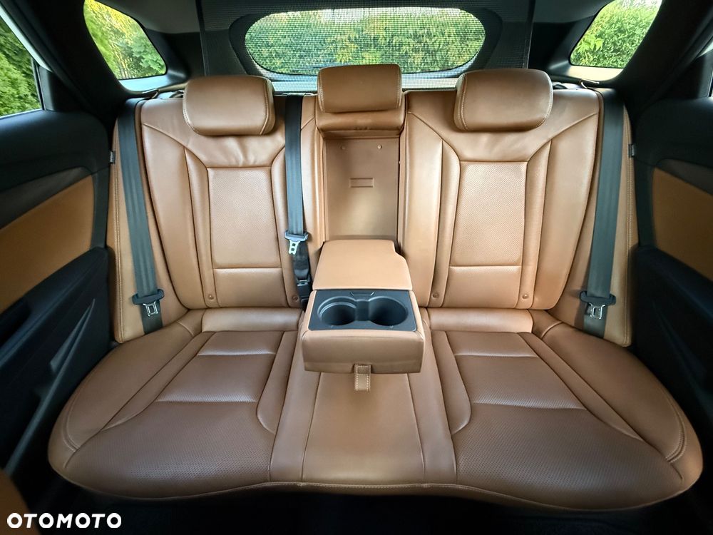 Hyundai i40 Kombi 1.7 CRDi Premium - 21