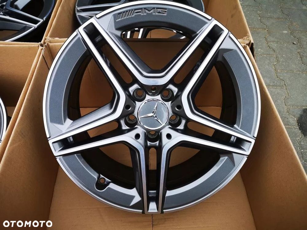 MERCEDES A205 4.3- 6.3 AMG idealne 18'' - 1