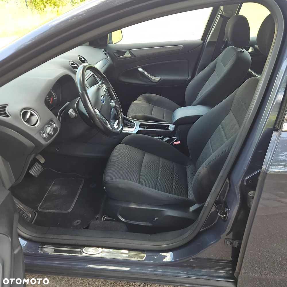 Ford Mondeo SW - 14