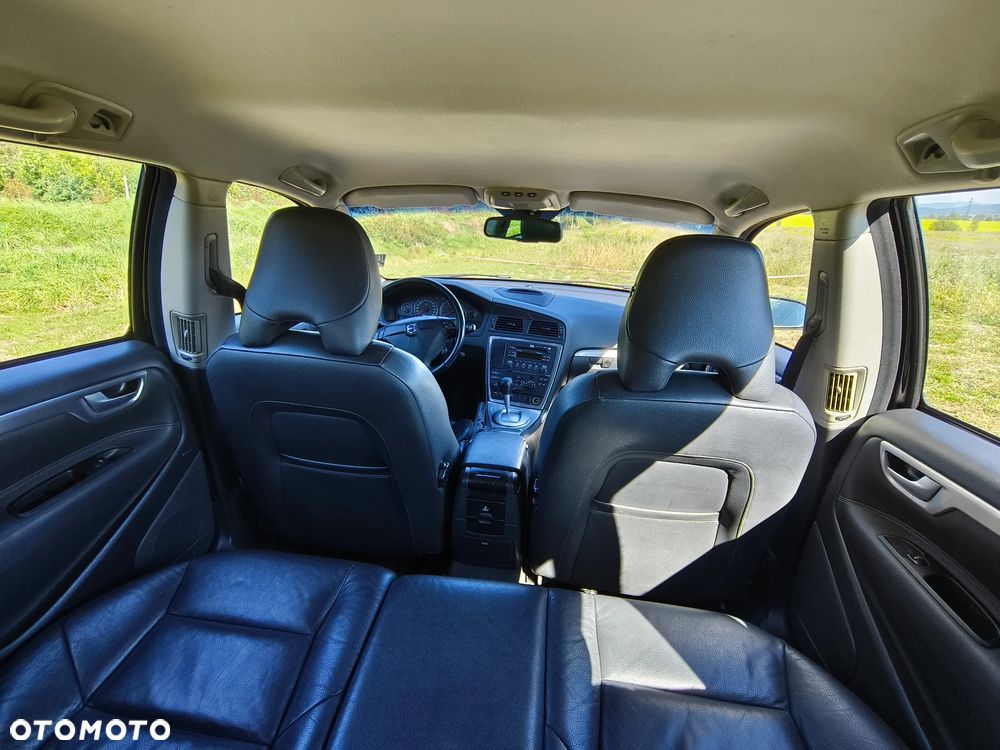 Volvo V70 2.5T Summum - 8