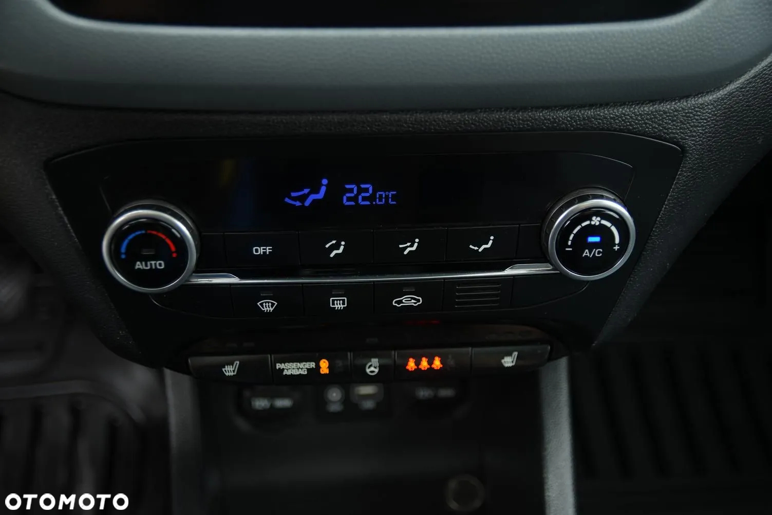 Hyundai i20 1.4 Trend - 13