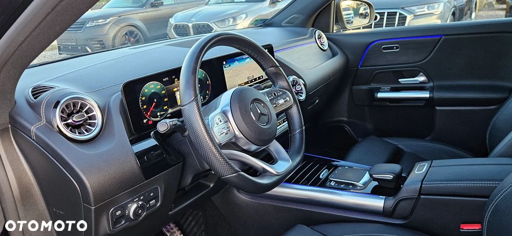 Mercedes-Benz GLA 200 d AMG Line - 26