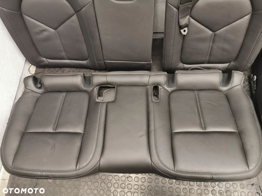 Porsche Macan 95B fotele kanapa tapicerki komplet czarna skóra - 9