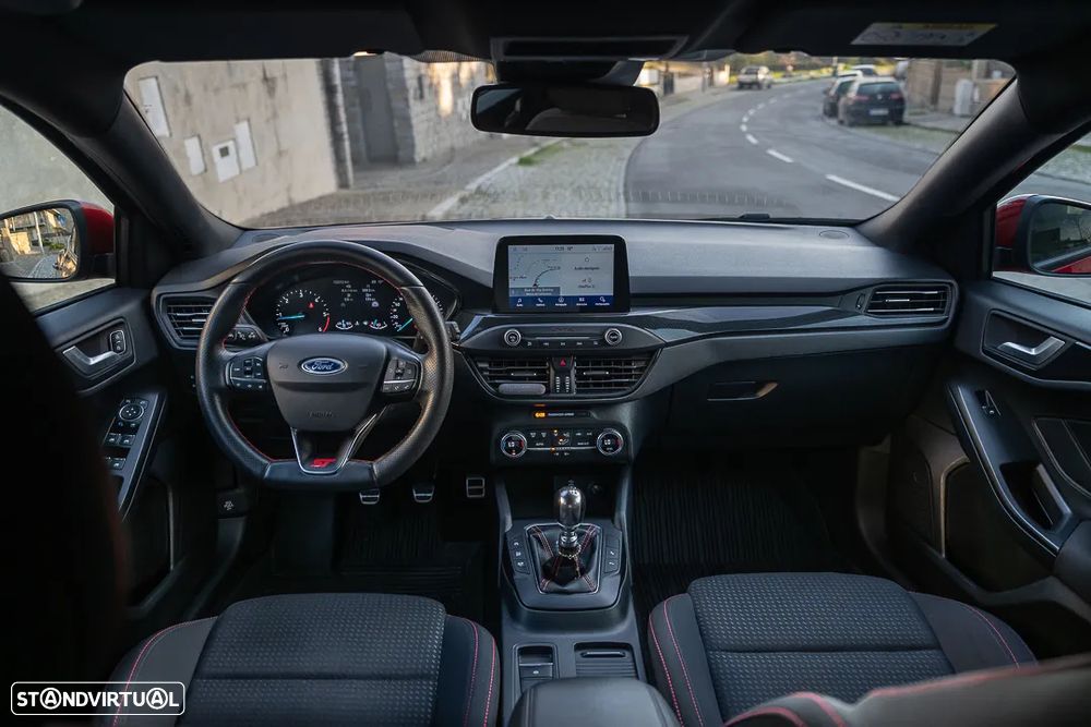 Ford Focus SW 2.0 TDCi EcoBlue ST-Line - 18