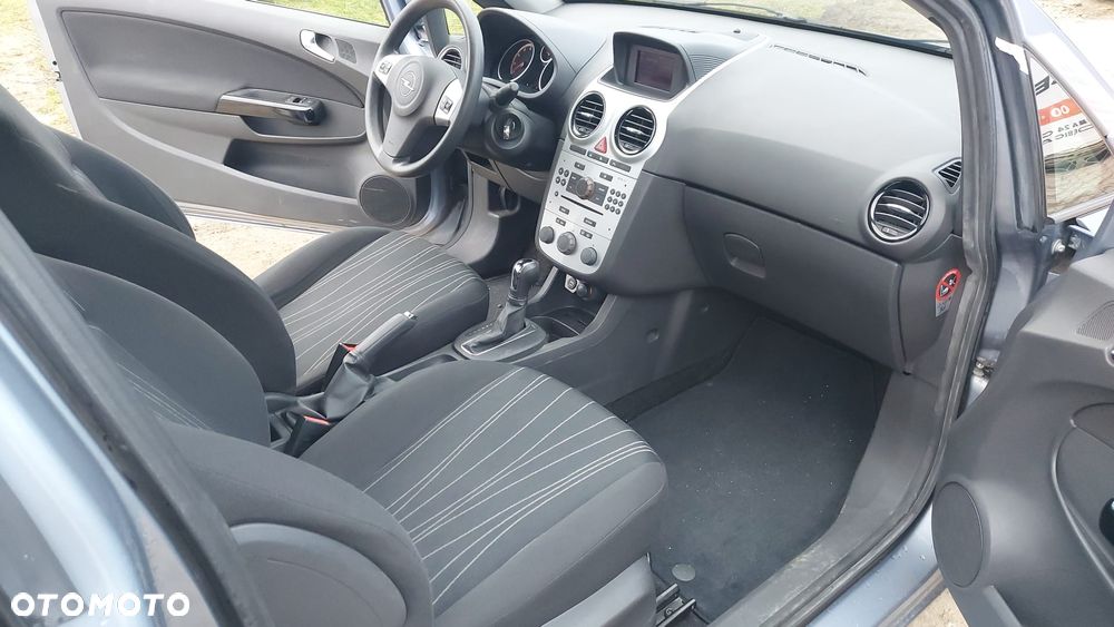 Opel Corsa - 11