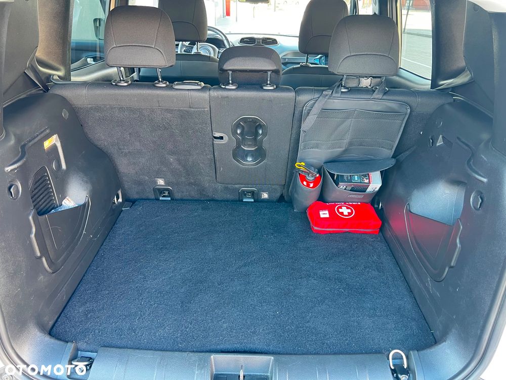 Jeep Renegade - 22