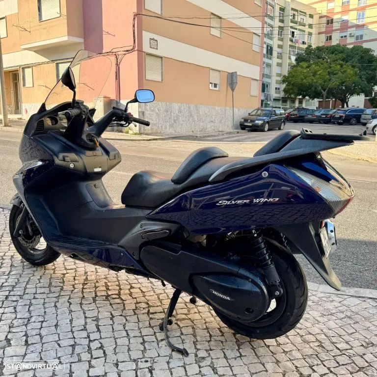 Honda Silver Wing 400 - 24