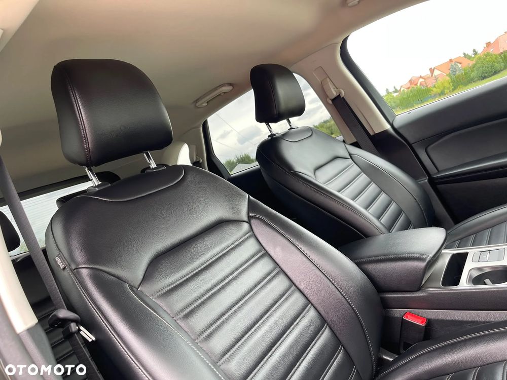 Ford Edge - 21