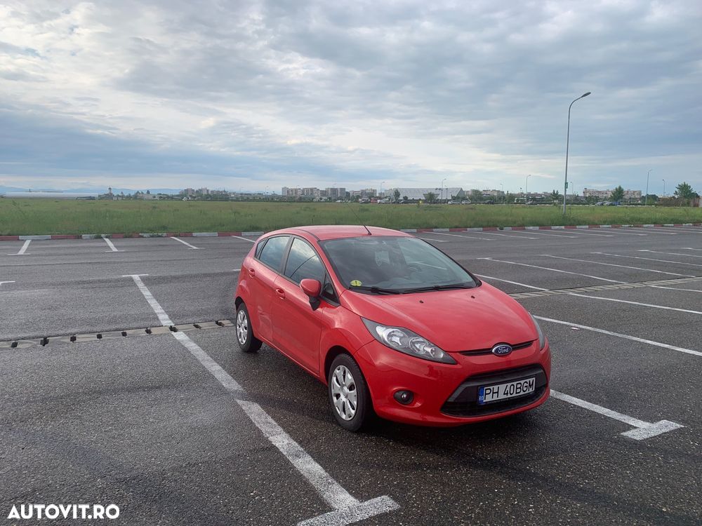 Ford Fiesta 1.4 TDCI Ambiente - 24