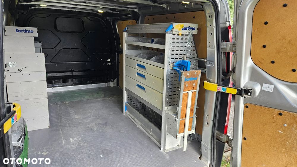 Ford Transit Custom - 13