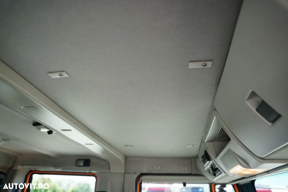 Iveco EUROCARGO / REMORCA AUTO HIDRAULICĂ / PLATFORMĂ - 6 M / REMORCA DUPĂ CU 6 LOCURI / TRONIU / EURO 6 - 33