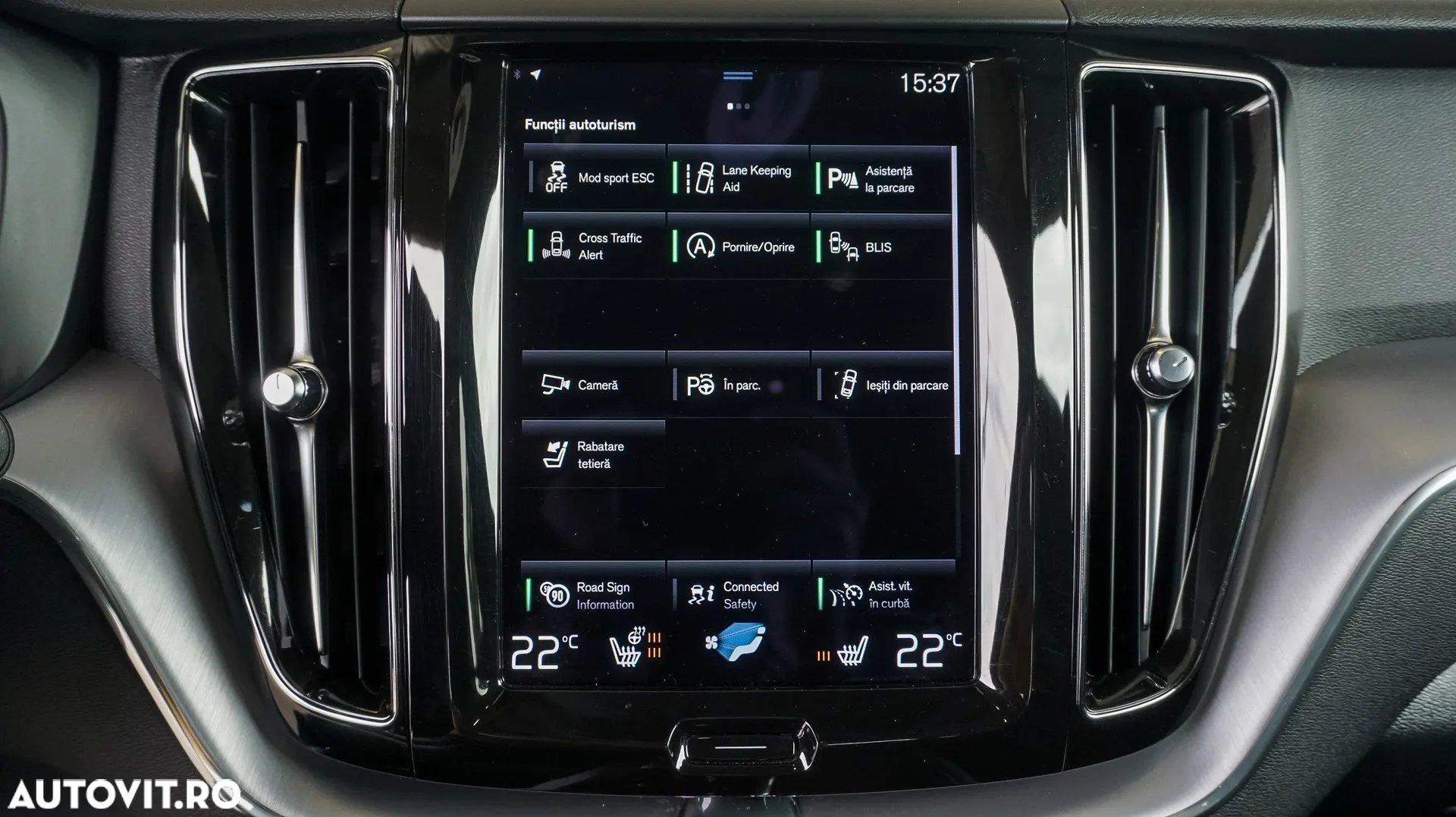 Volvo XC 60 B4 D AWD Geartronic Momentum - 11