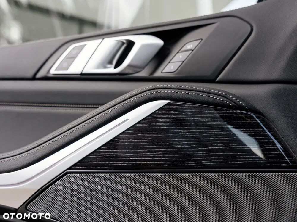 BMW X5 xDrive30d - 9