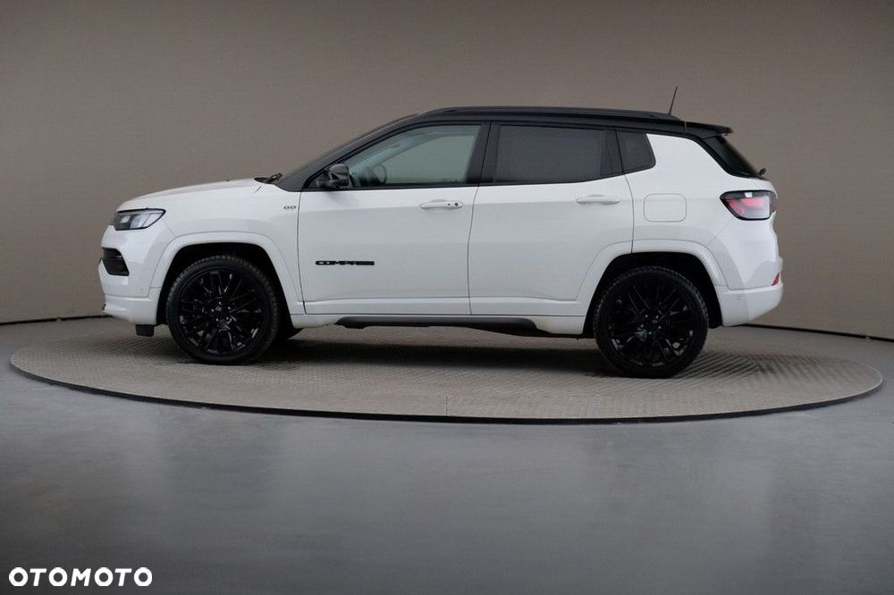 Jeep Compass - 4