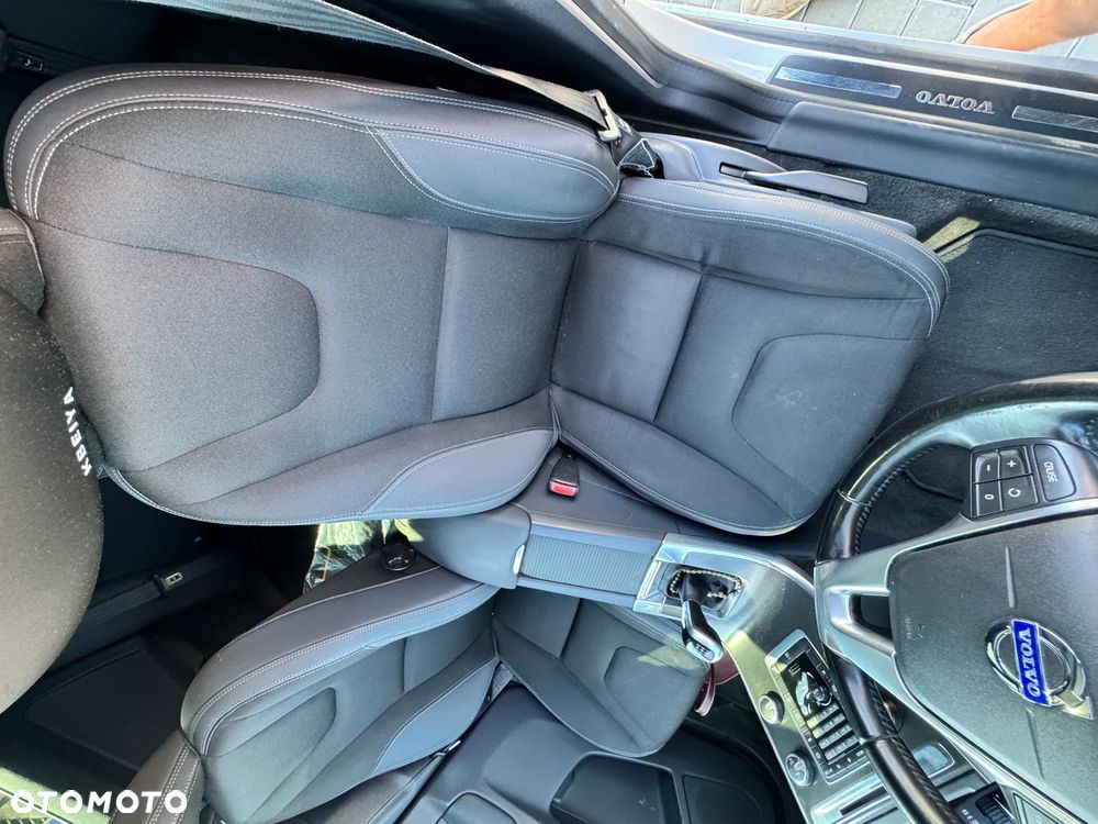 Volvo XC 60 D4 Drive-E Momentum - 9