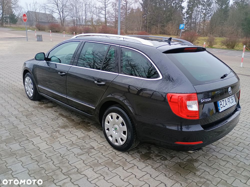 Skoda Superb 2.0 TDI Elegance - 17